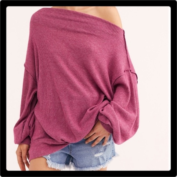 Free People Sweaters - ❤️Free People We The Free Main Squeeze Sweater Top